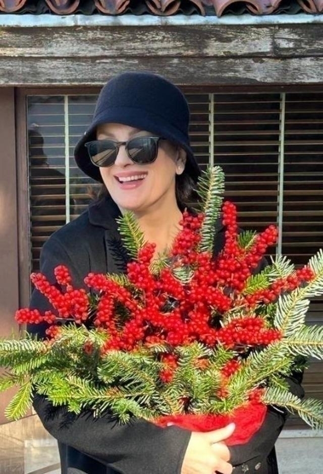 Gülşen Bubikoğlu'nun Lüks Yalısıyla Dikkatleri Üzerine Çekti