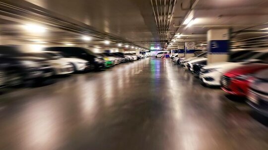 Laleli'deki otopark ücretleri hayat pahalılığıyla birlikte artarken, vatandaşlar...