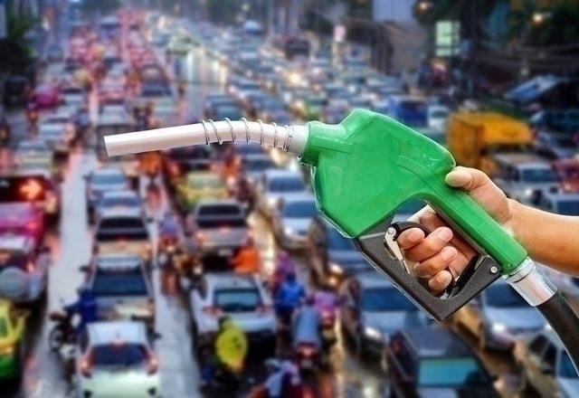 Akaryakıt Zam! Motorin Ve Benzin Fiyatları Yükseldi...
