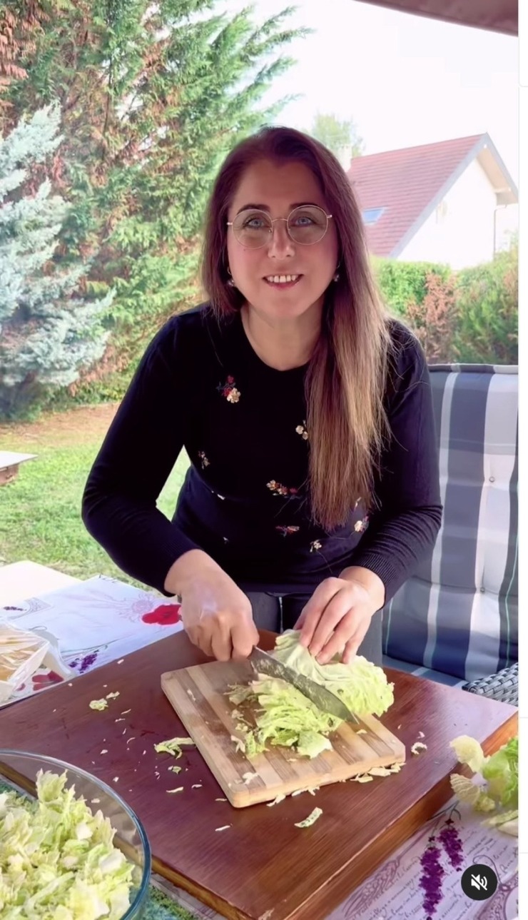 Seher Dilovan, Türkiye'yi Terk Ederek İsviçre'de Köye Yerleşti!