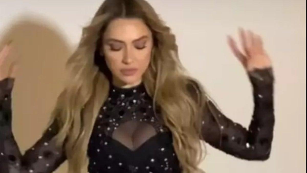 Hadise'nin Transparan Mayo İle Yaptığı Dans İzleyenleri Büyüledi!