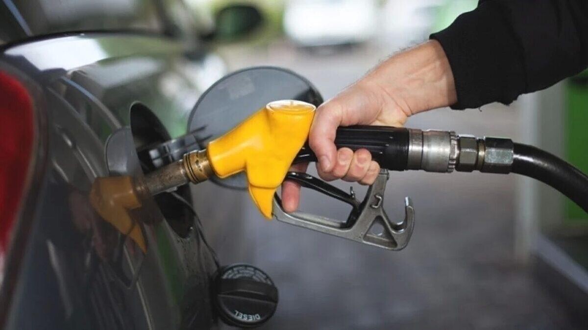Benzine Gece Yarısından İtibaren 1 Tl Zam Geliyor! Akaryakıt Zammı...