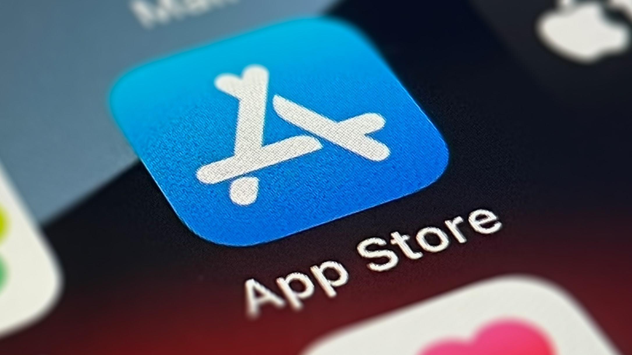 Apple, Avrupa Birliği'ndeki kullanıcılara yeni ödeme ve indirme seçenekleri...