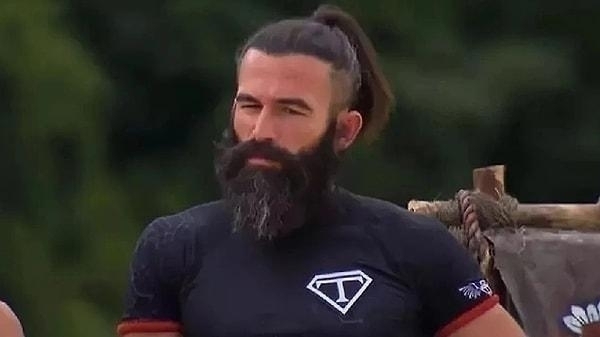 Survivor'da Turabi, Acun Ilıcalı'yı Eleme Adayı Olarak Yazdı!