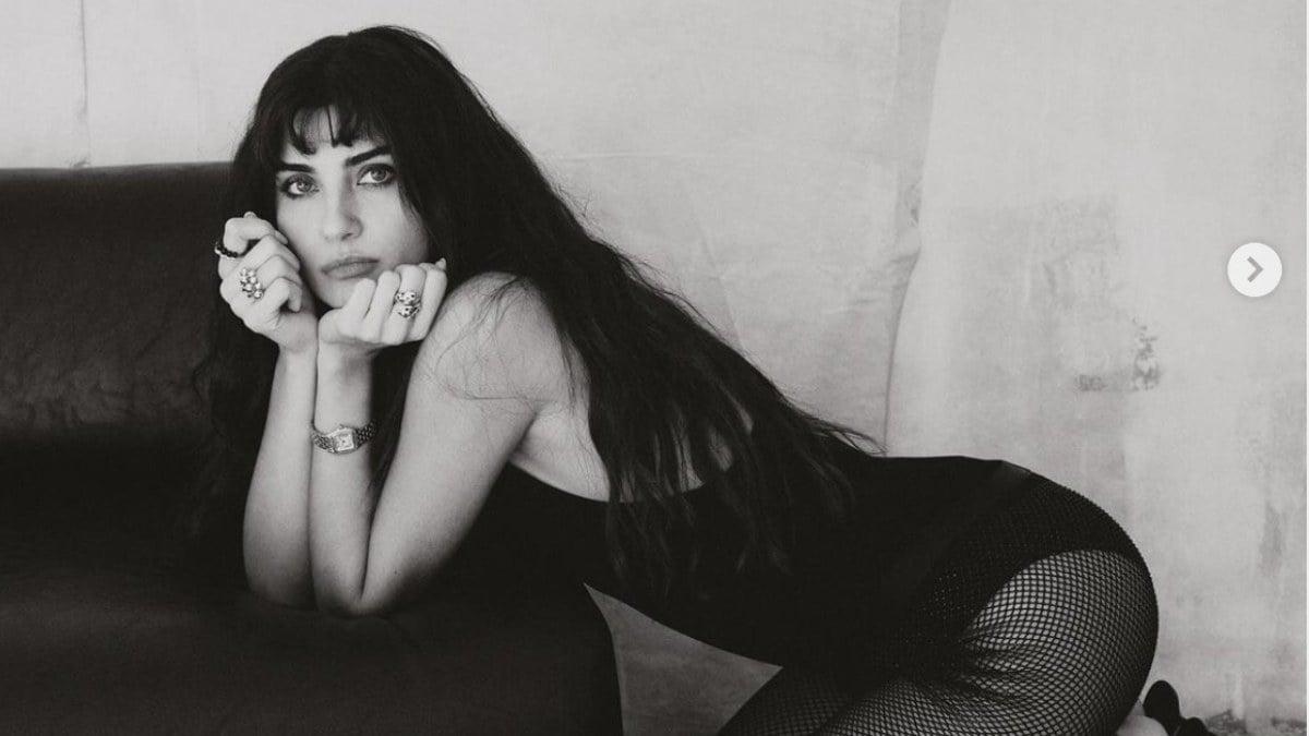 Tuba Büyüküstün'ün Kızları Büyüdükçe Kendine Benziyor!