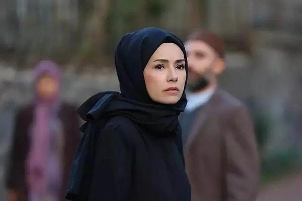 Kızıl Goncalar'da Müyesser Karakteri Asiye Dinçsoy'un Gerçek Hayattaki Hali!