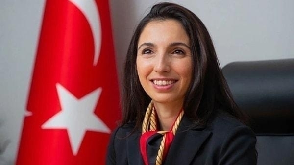 Hafize Gaye Erkan Neden İstifa Etti? 2 Yıl Maaş Alabilir...