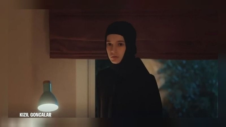 Kızıl Goncalar'da Cüneyt Zeynep'e Ne Yapacak! Zeynep Cüneyd'i Öldürecek Mi?