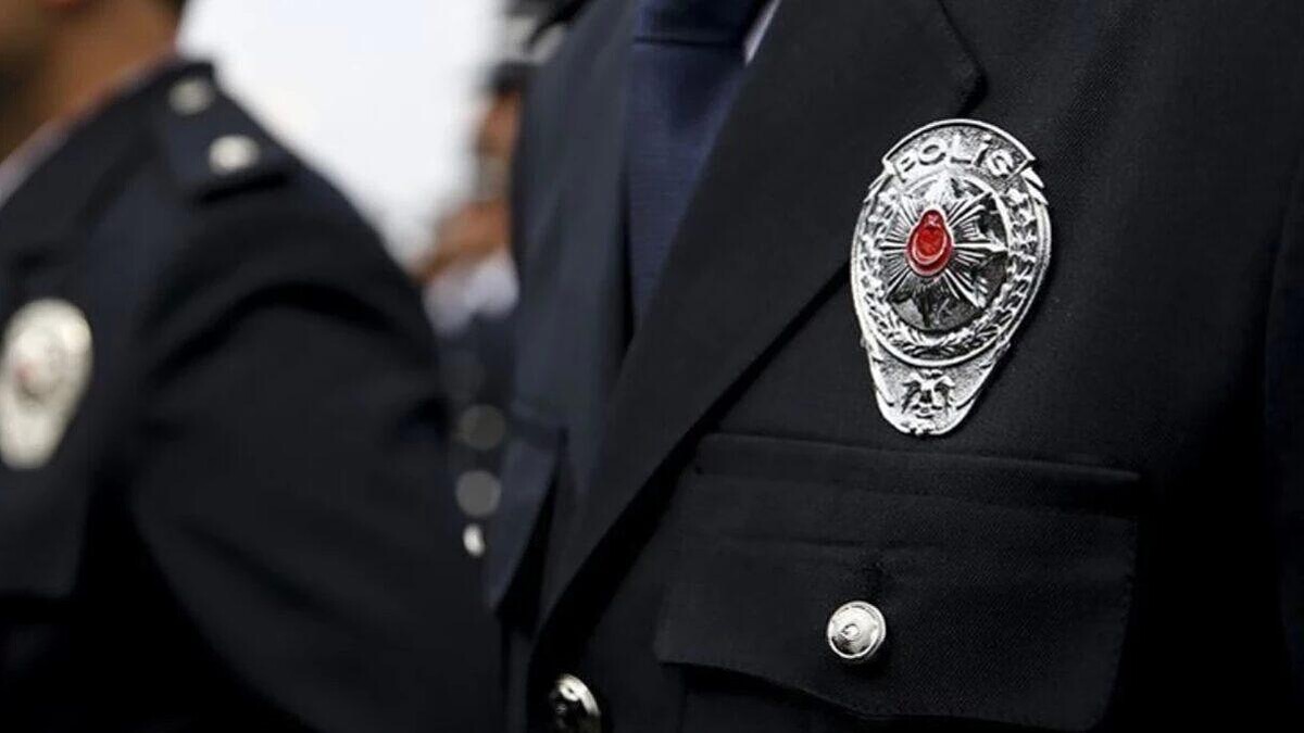 Kardeşi Kaçak Makaron Operasyonunda Gözaltına Alınan Emniyet Müdürü Görevden Alındı!