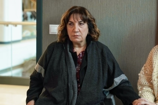 Demet Evgar, Bahar Dizisi Performansıyla İzleyicileri Büyüledi