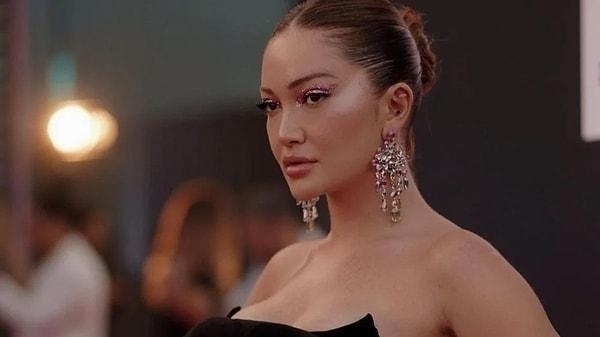 Danla Bilic'in 14 Şubat İsyanı: Aşk Dolu Paylaşımlara Tepki! Çakal Acısı Çekiyor...