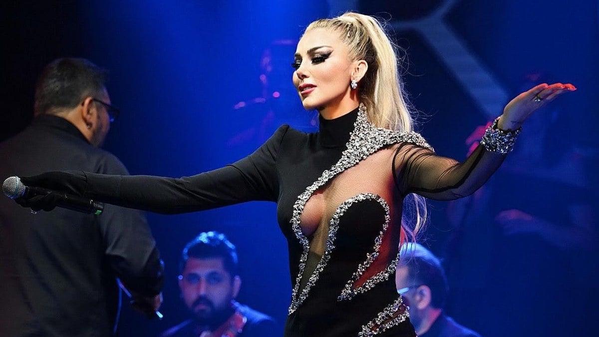 Petek Dinçöz, Kıbrıs'ta 150 Bin Dolarlık Takılarıyla Sahne Aldı
