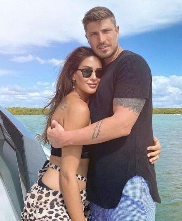 Survivor Sahra İle Seda'nın Savaşı Mahkemeye Taşınıyor! "Yuvamı Yıkmaya Çalıştı"