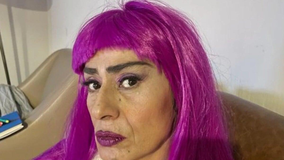 Ünlü Şarkıcı Yıldız Tilbe Emekli Maaşını Eleştirdi