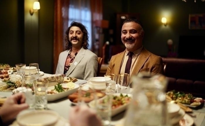 Mucize Aynalar Filminin Vizyon Tarihi Açıklandı: 5 Nisan'da Sinemalarda!
