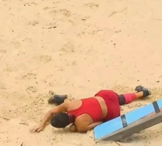 Gizem Memiç'in Sakatlığı Acun Ilıcalı'yı Endişelendirdi – Survivor'da Talihsiz Olay!