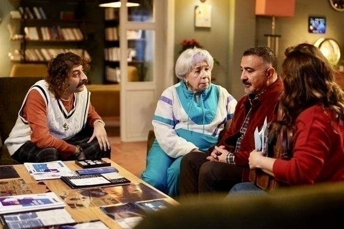 Mucize Aynalar Filminin Vizyon Tarihi Açıklandı: 5 Nisan'da Sinemalarda!