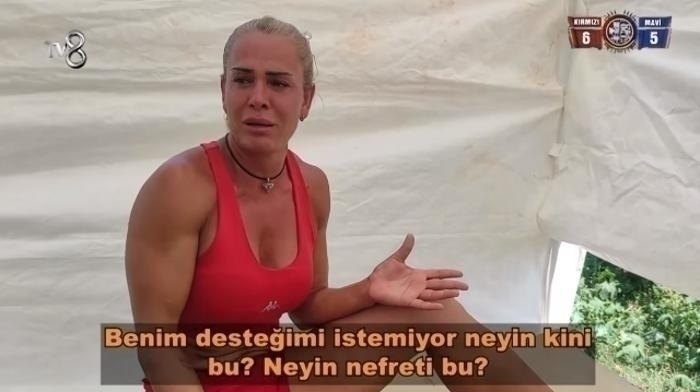 Nagihan, Bozok'un Tepkisine Gözyaşlarıyla Yanıt Verdi