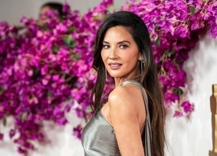 Olivia Munn'dan Meme Kanseri Açıklaması