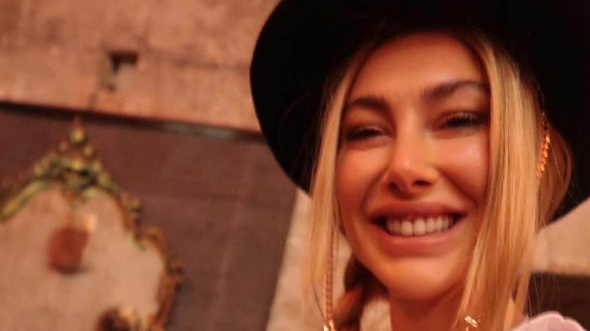 Şeyma Subaşı'nın İskoçya'daki Hayatı: Allah Bilir