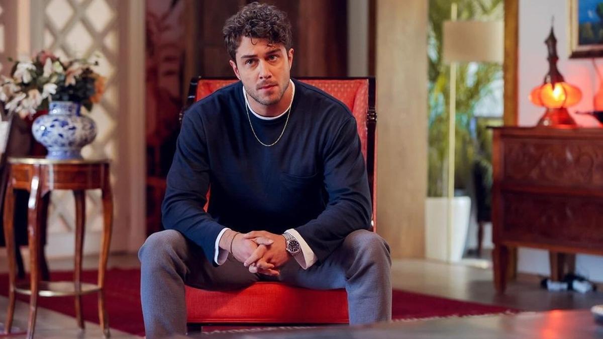 Onur Seyit Yaran, Nazan Kesal Ve Özge Özder'den Eğlenceli Set Pozları