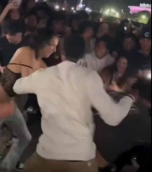 Kanye West Konserinde Çıkan Kavga Şaşırttı!