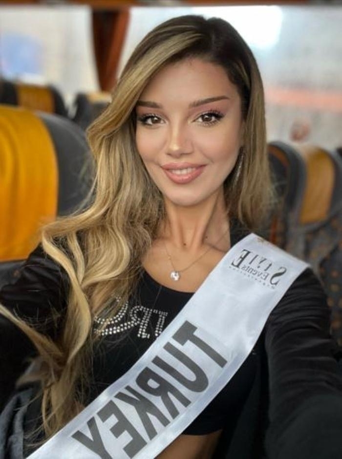 Elmas Yılmaz, 2024 World Miss Europe Yarışmasında Türkiye'yi Birinci Temsil Etti