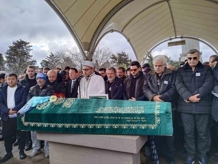 Bahar Öztan'ın Sevenleri Kabri Başında Dualarla Anıldı