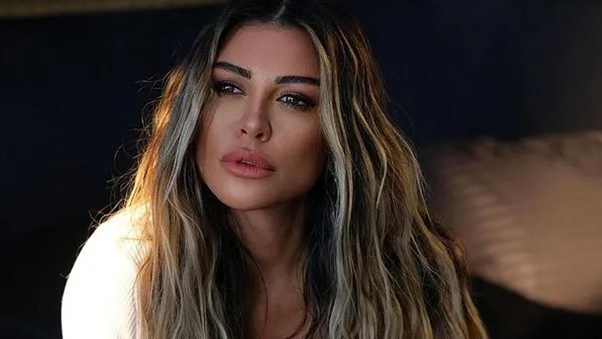 Selen Görgüzel Estetik Operasyon Sonrası Morarmış Yüzünü Paylaştı