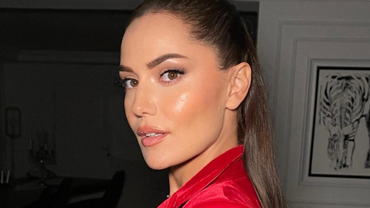 Fahriye Evcen, İkinci Lüks Villasını Satın Aldı