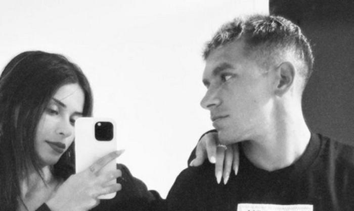 Devrim Özkan Ve İbrahim Tilaver'in Görüntülendiği Mekandan Çıkış