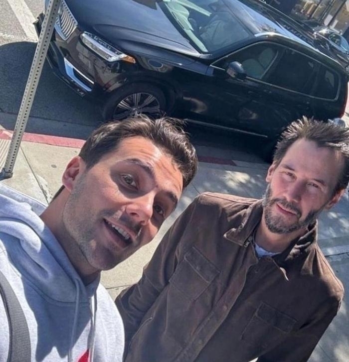 Cemal Can Cansever Amerika'da Keanu Reeves'le Karşılaştı