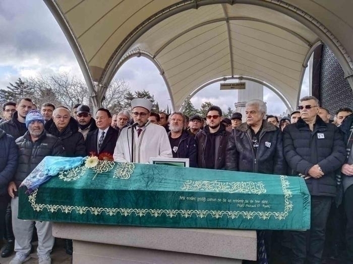 Bahar Öztan'ın Sevenleri Kabri Başında Dualarla Anıldı