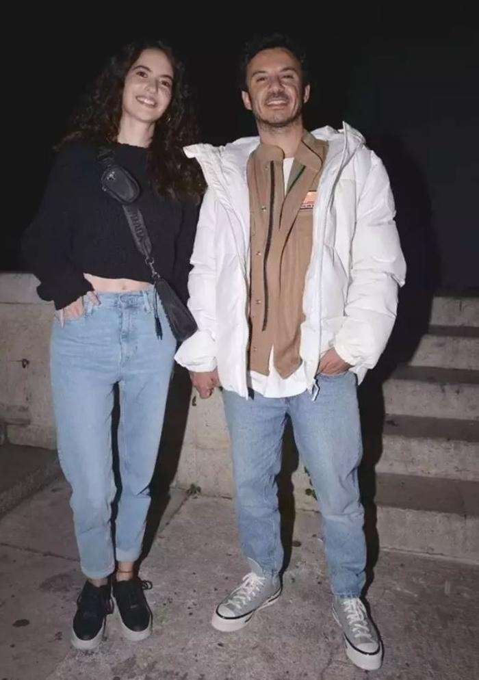 Ezgi Şenler Ve Buray Ayrılığı Açıkladı