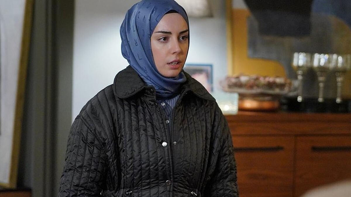 Çimen'in İlk Tesettür Kombini 5.040 Tl'lik Fiyatıyla Şaşırttı