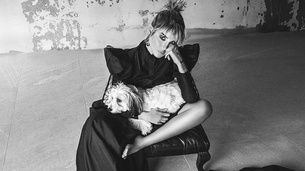 Gülben Ergen'in Ailesiyle Geçirdiği Zaman Ve Yeni Şarkı Hazırlıkları