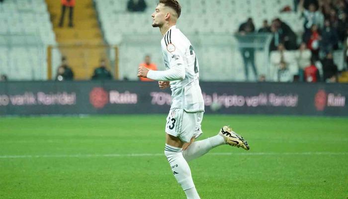 Beşiktaş'ın Parlayan Yıldızı Ernest Muçi 3. Golünü Attı!
