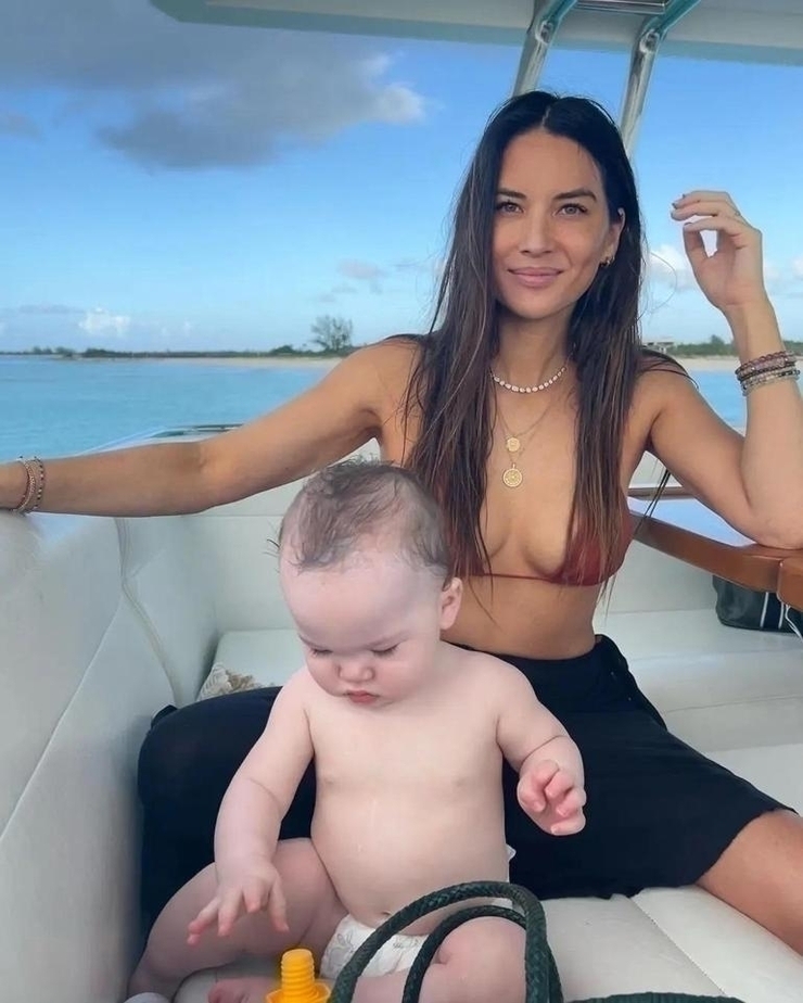 Ünlü Oyuncu Olivia Munn'un Meme Kanseri Mücadelesi Ve Kırmızı Halı Sırrı