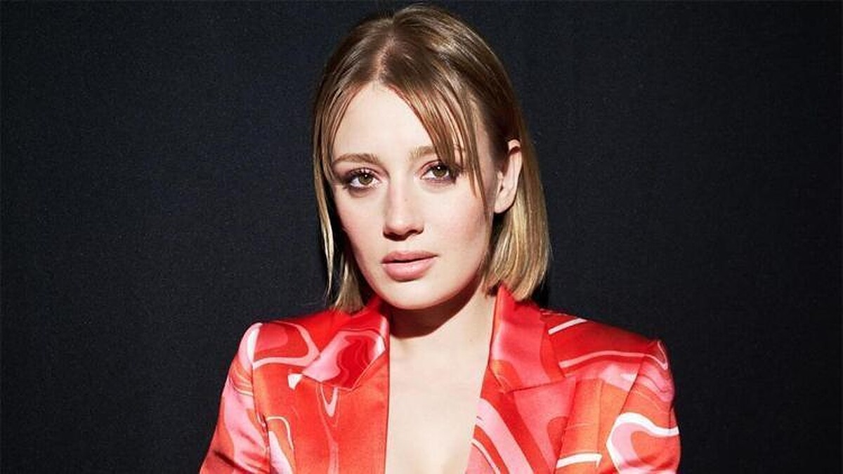 Gizem Karaca: Ters Köşe Bir Rol Arayışında