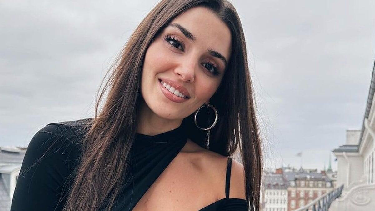 Hande Erçel Japonya'da Sevgilisi Hakan Sabancı'nın Eğlenceli Anlarını Paylaştı