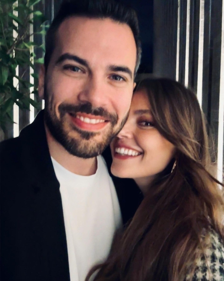 Aslı Enver'in Brüksel'de Paylaştığı Çikolata Dolu Anları!