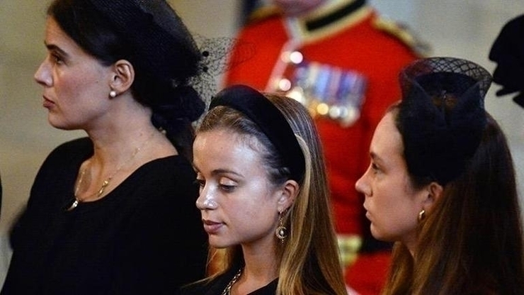 Leydi Amelia Windsor: Kraliyet Ailesinin Moda Dünyasında Fırtınalar Estiren Üyesi