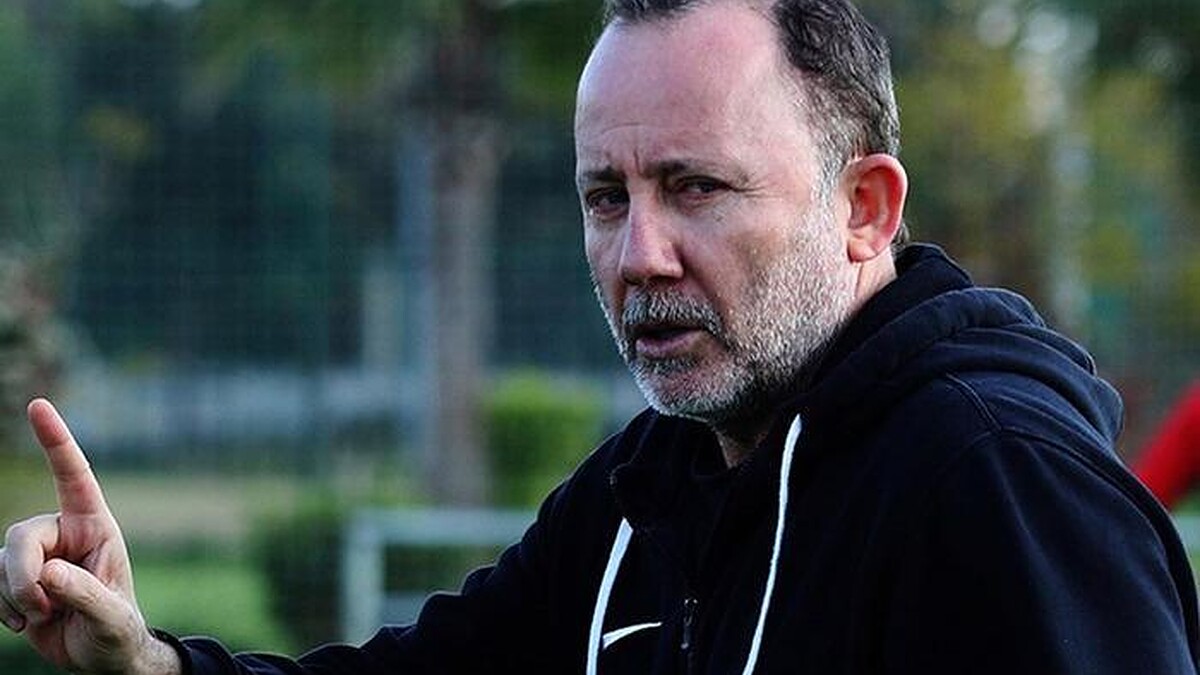 Antalyaspor'da Sergen Yalçın Krizi: Son 2 Antrenmana Katılmadı!