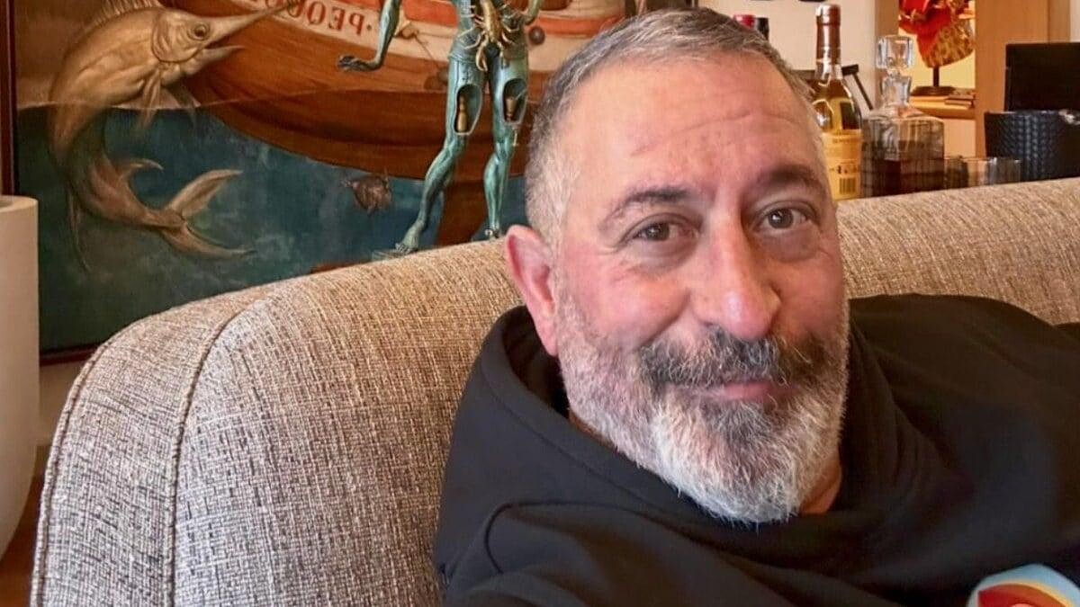 Cem Yılmaz, 51 Yaşında: Yeni Aşka Yelken Açtı