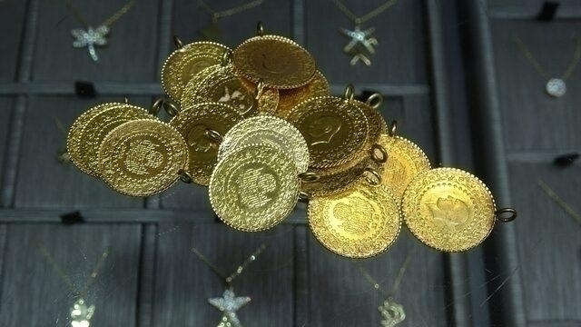 Altın Fiyatları Rekor Kırarak Yükselişini Sürdürüyor