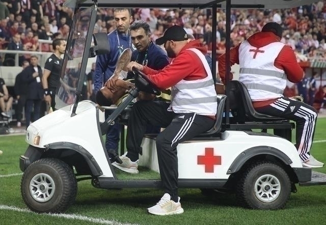 Fenerbahçe'de Oosterwolde Sakatlığı: Sezonu Kapattı!