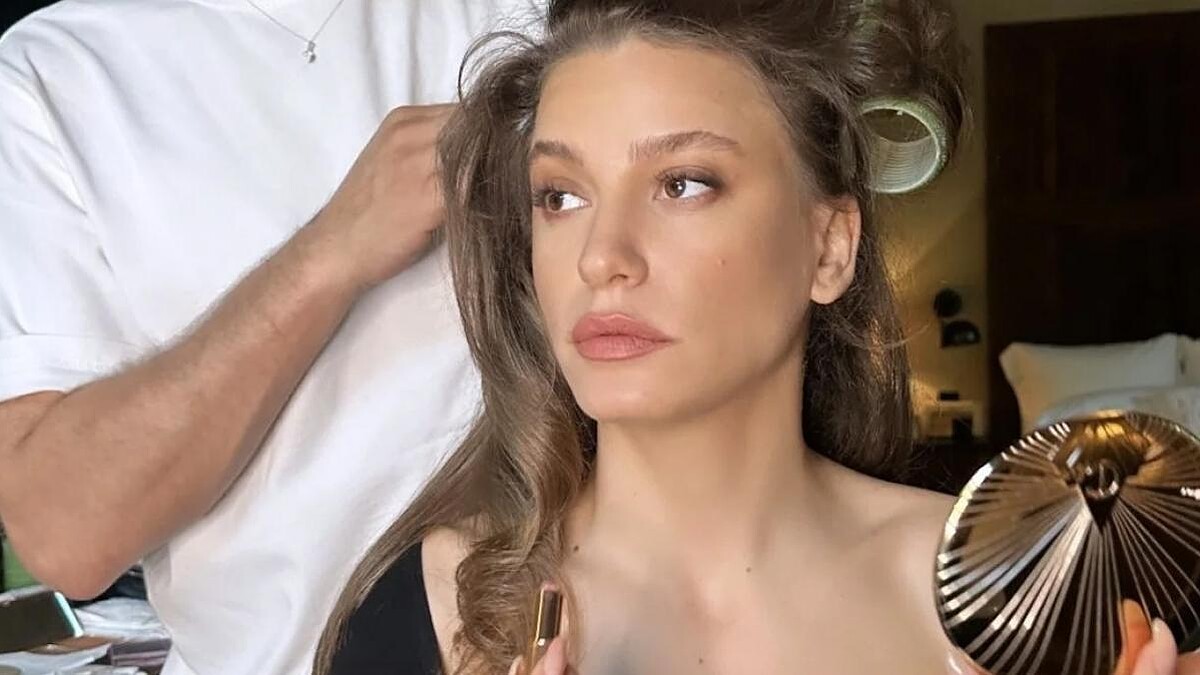 Serenay Sarıkaya'nın Kulis Paylaşımı Hayranları Büyüledi