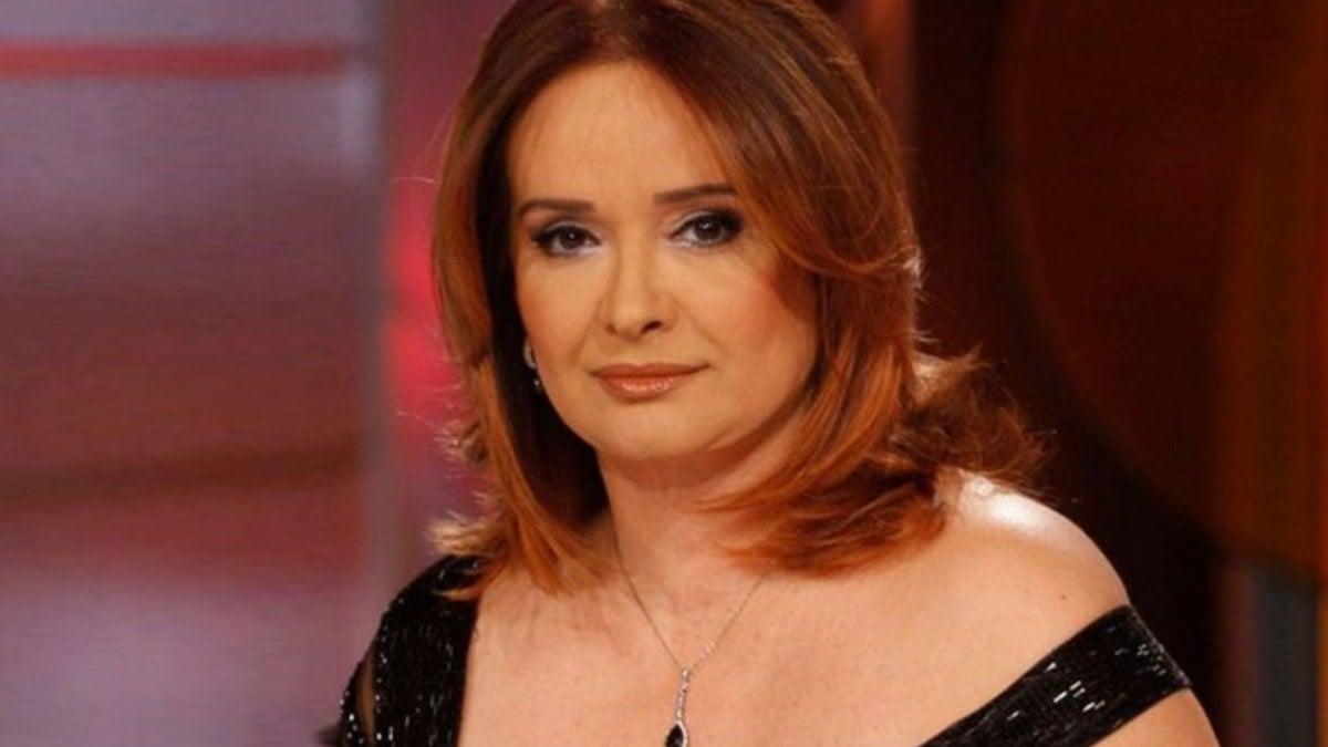 Chp'nin Zaferi: Ak Parti 11 Şehri Kaybetti, Müjde Ar'dan Orhan Gencebay'a Gönderme