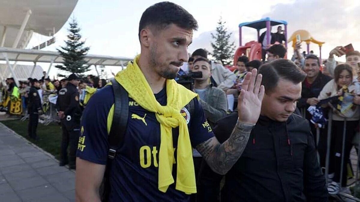 Rade Krunic: Şampiyonluk Baskısını Kaldıramadım