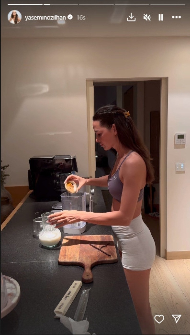 Yasemin Özilhan'ın Sağlıklı Altın Süt Tarifi Beğeni Topladı